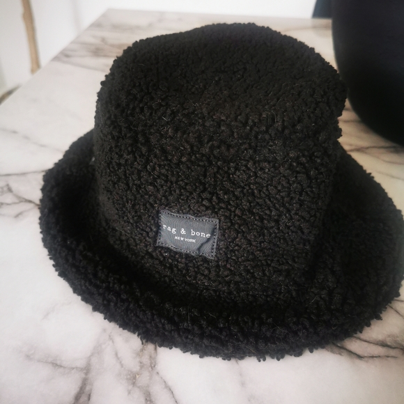 Rag & Bone Bucket Hat - Picture 2 of 2